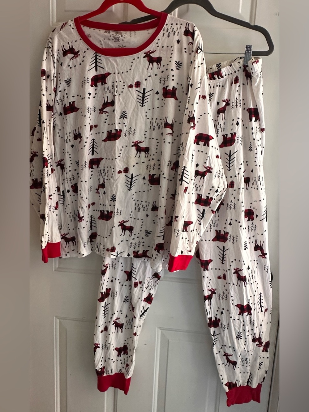 Women’s Place White & Red Moose and Bear Pajama Set